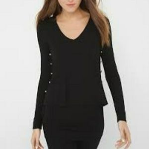 Long sleeve tag still on White House Black Market